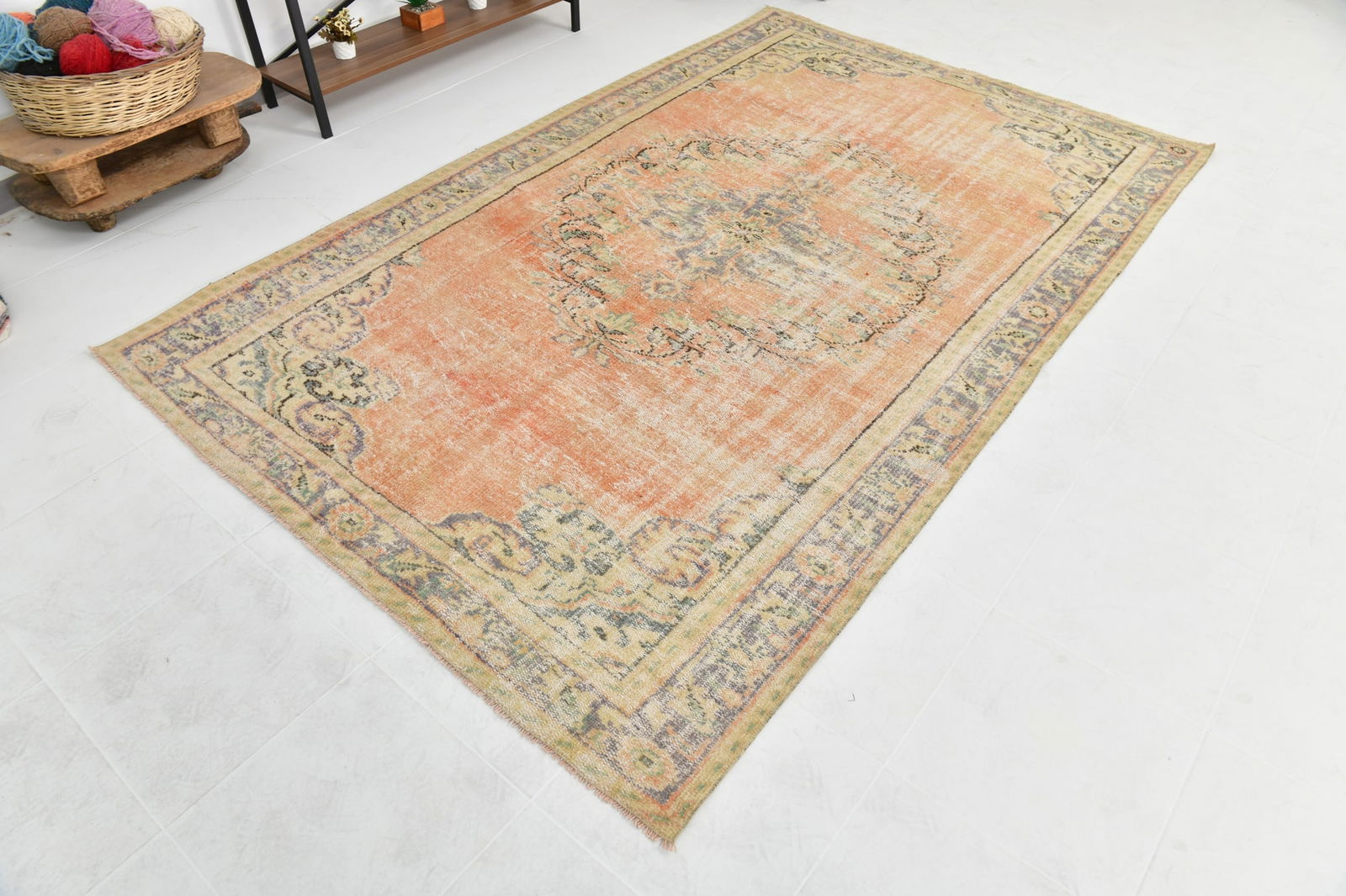 5'11'' x 9'4'' Handmade Vintage Wool Rug - 24726 - 6