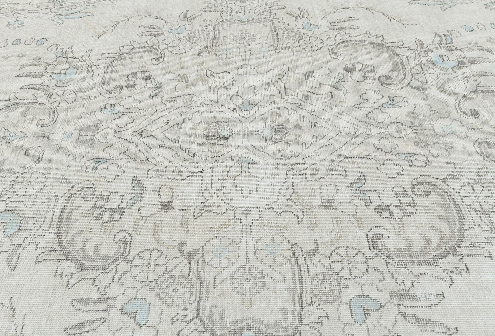 Antique Muted Beige Floral 7X10 Distressed Vintage Oriental Rug - 6