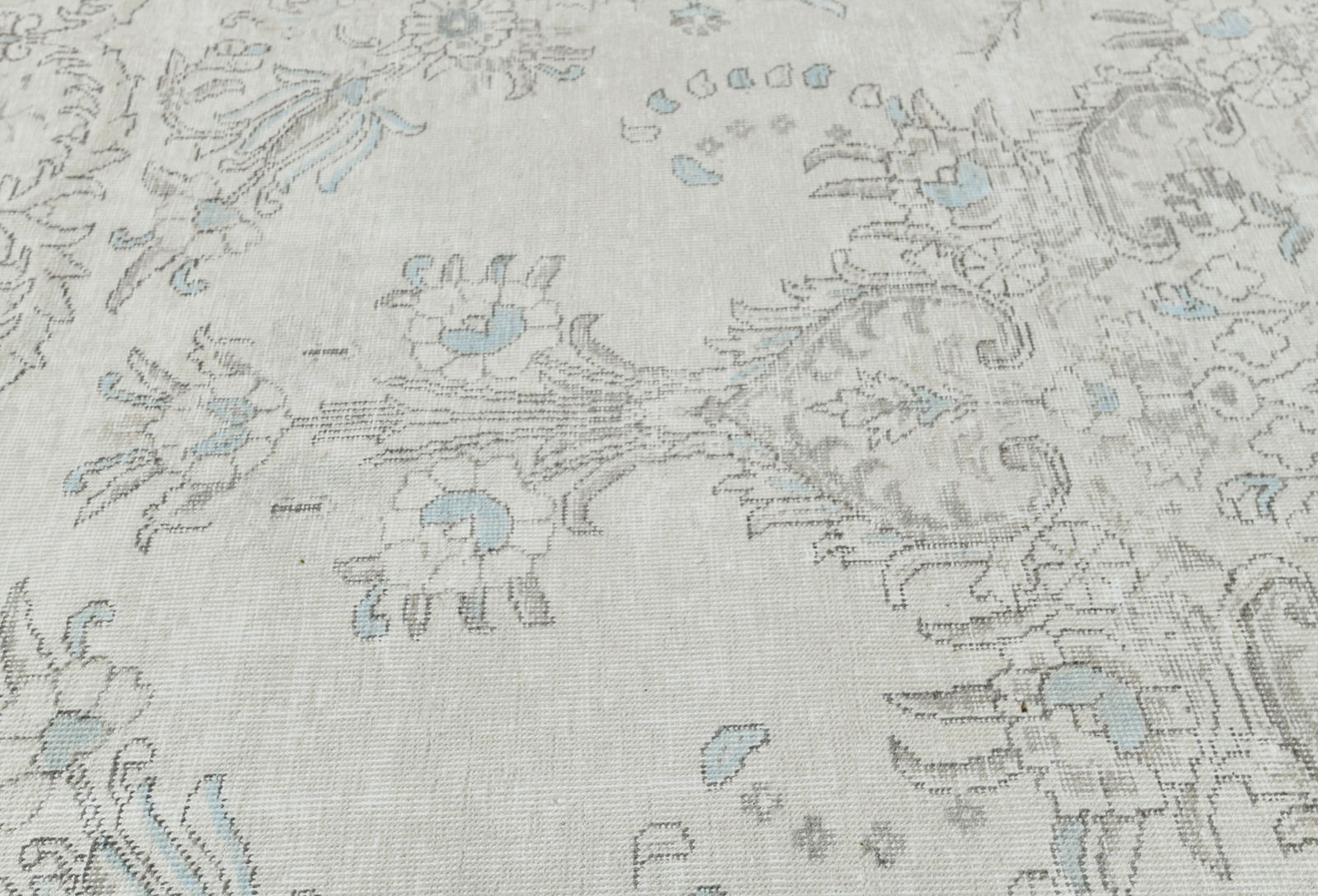 Antique Muted Beige Floral 7X10 Distressed Vintage Oriental Rug - 7