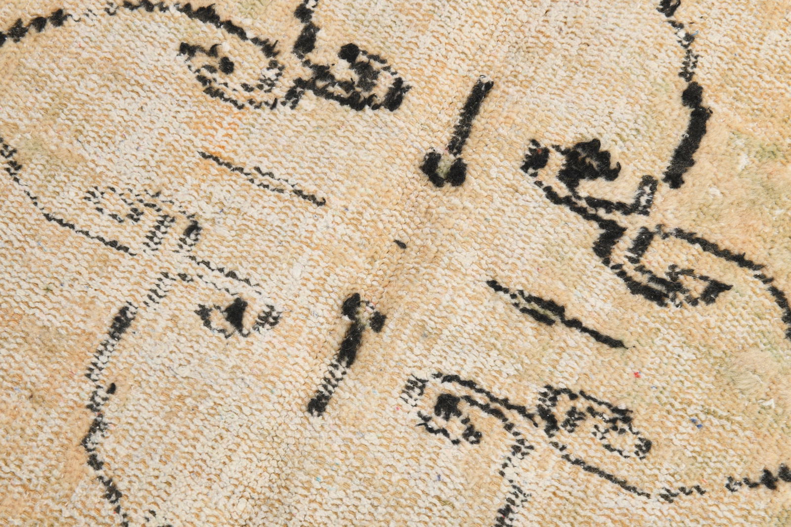 5'5'' x 8'3'' Handmade Vintage Wool Rug - 4984 - 10