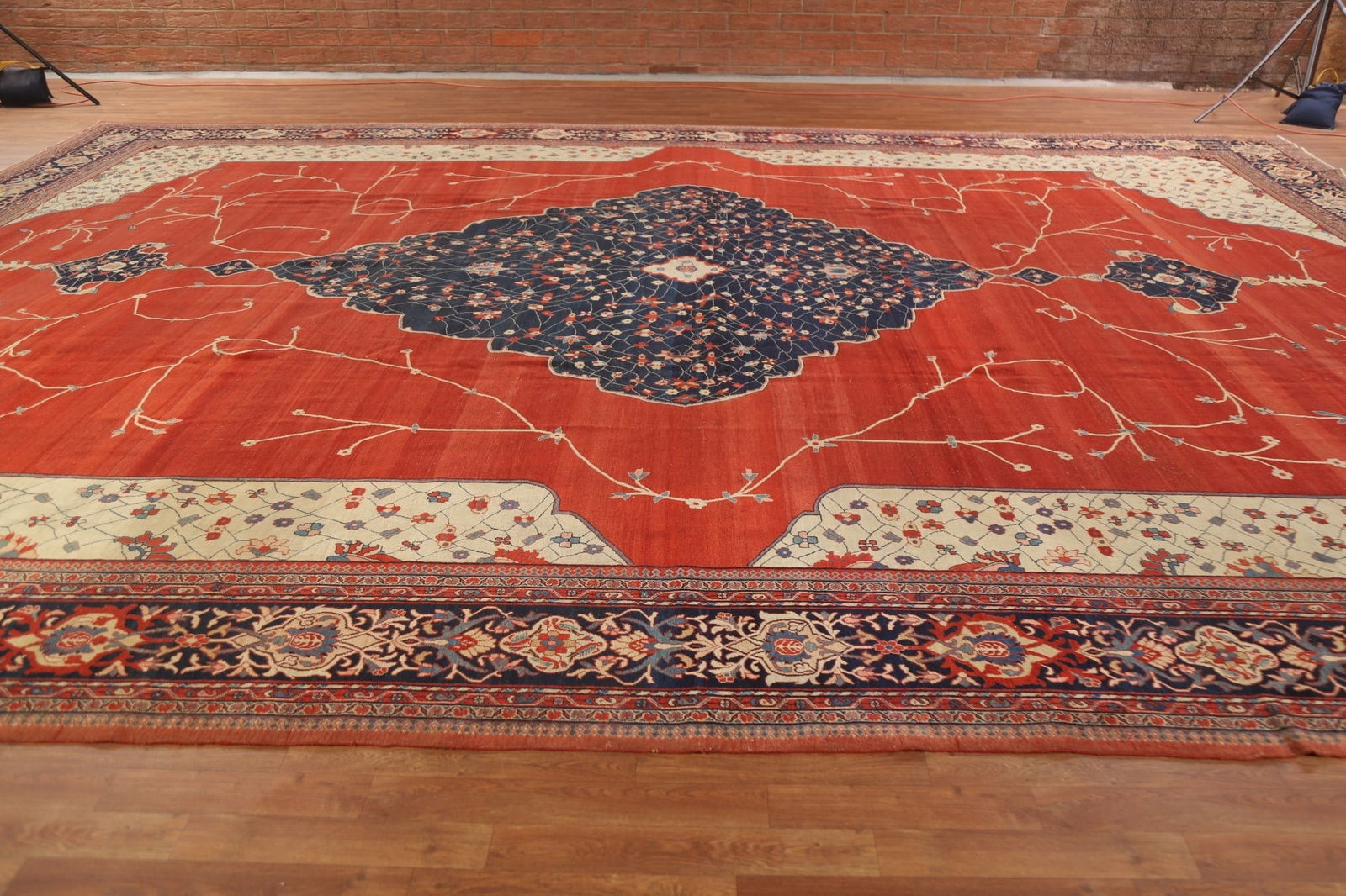 Masterpiece Antique Sarouk Farahan Open Filed Persian Rug 14x20 - 20