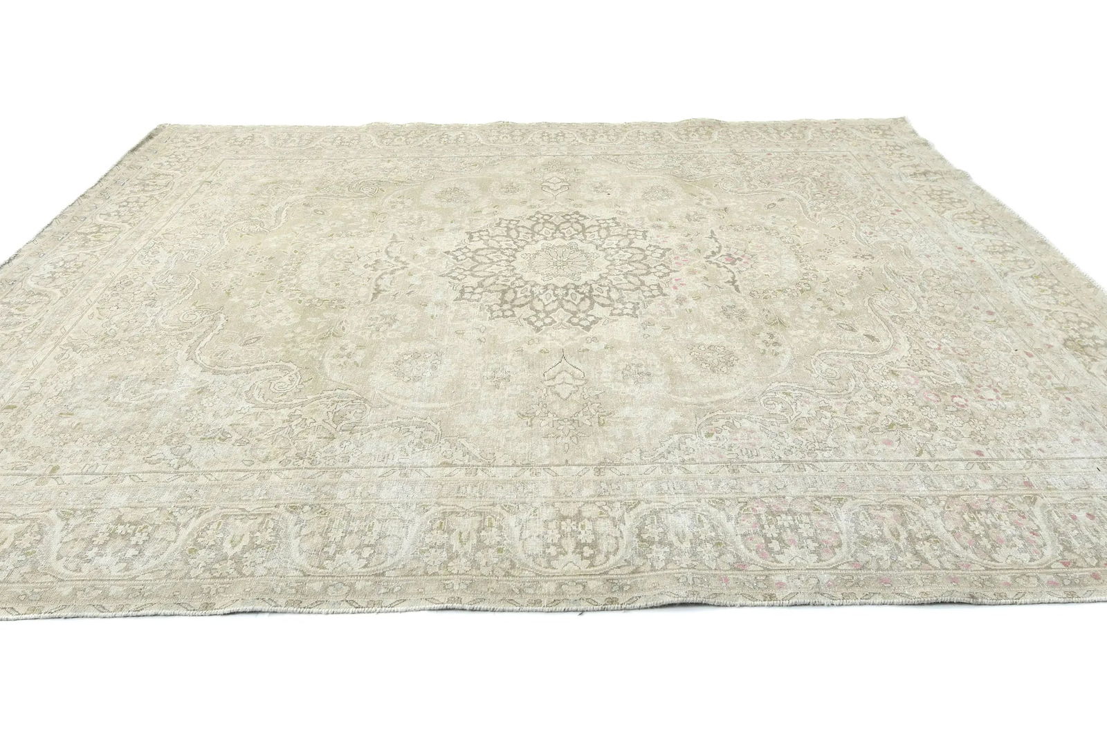 Muted Beige Floral 8X11 Distressed Vintage Oriental Rug - 4