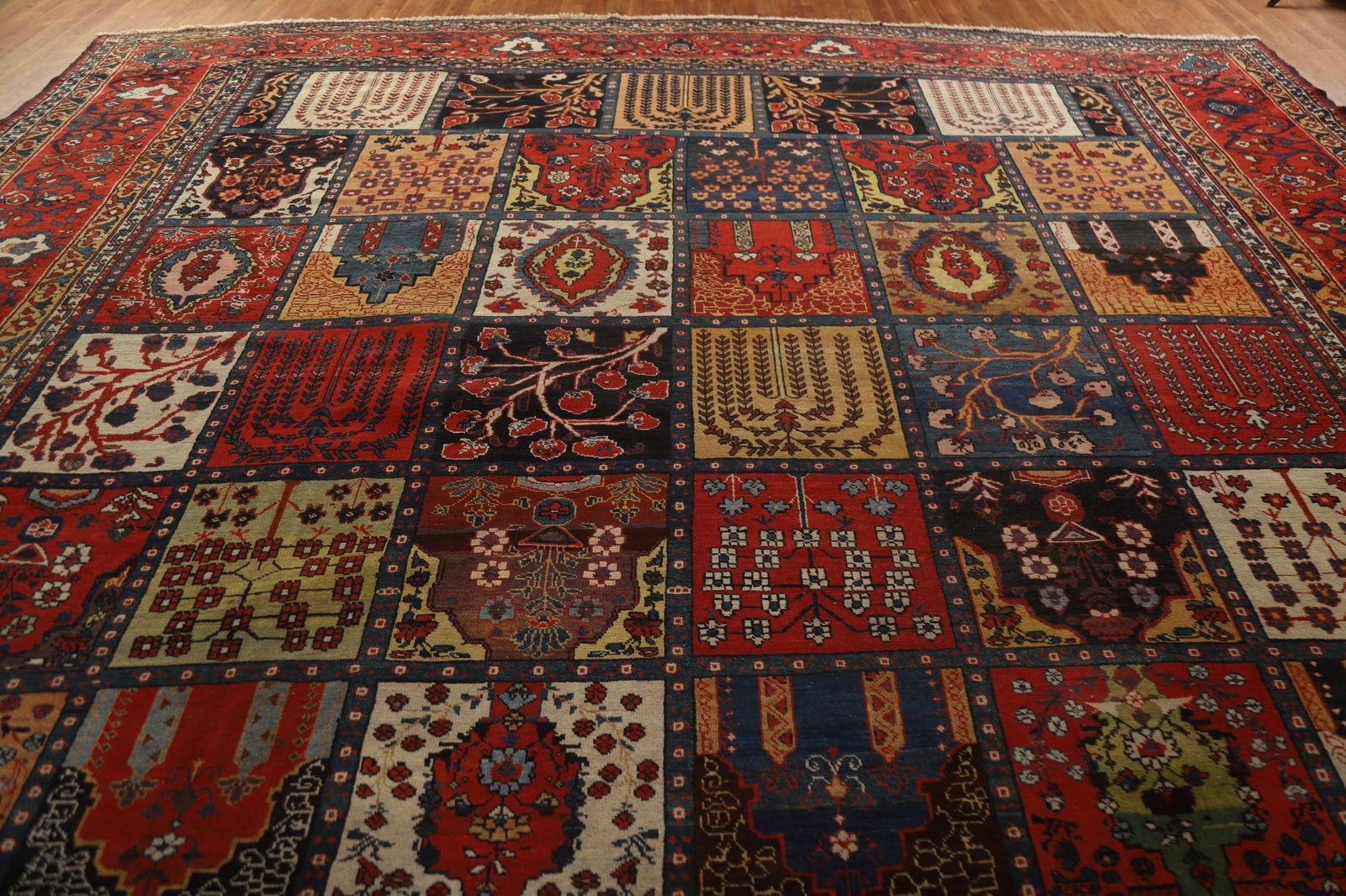 Pre-1900 Antique Bakhtiari Shalamzar Vegetable Dye Persian Rug 13x20 - 16