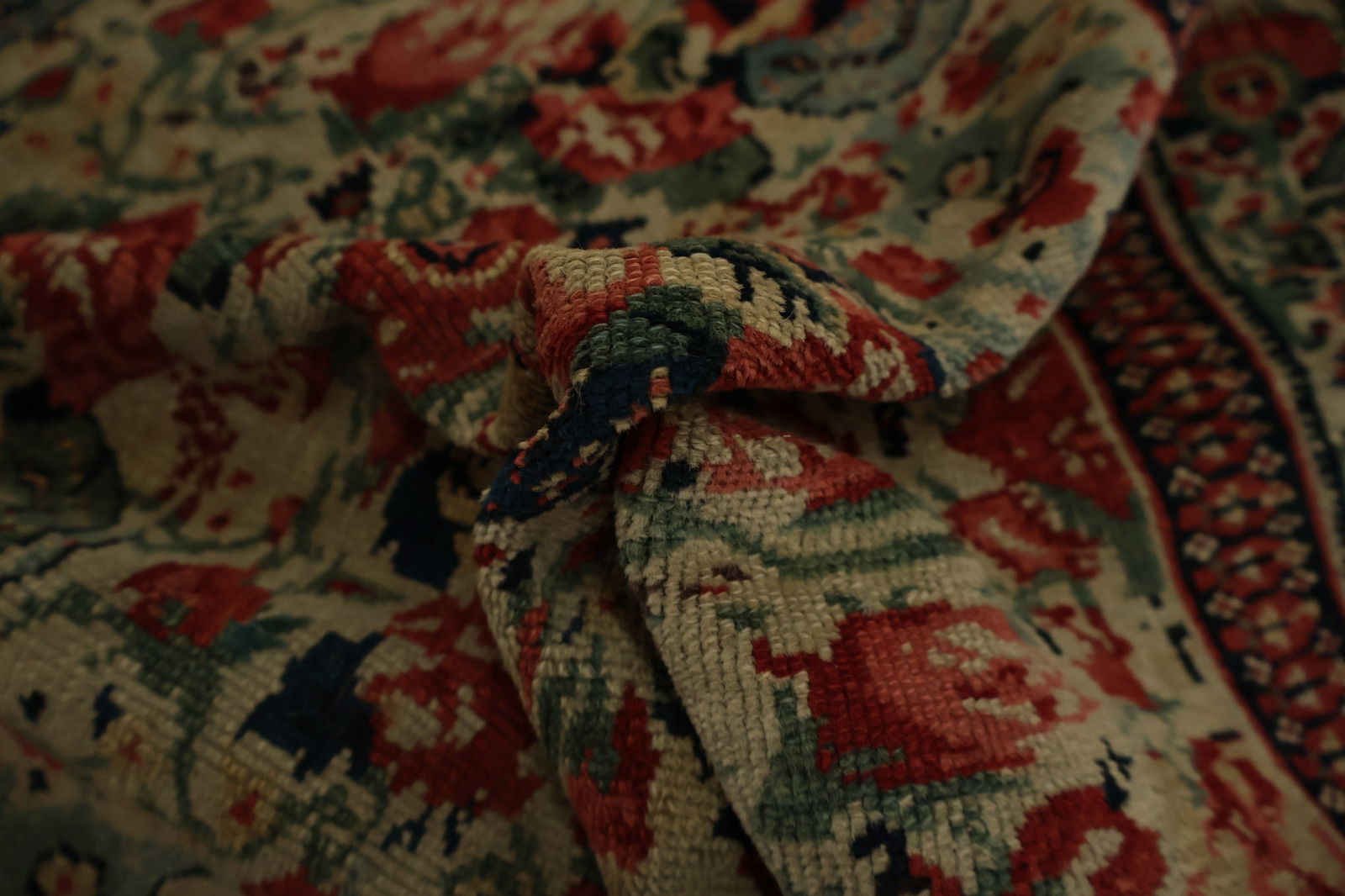 Pre-1900 Antique Senneh Persian Rug 4x6 for Any Living Space Decor - 18