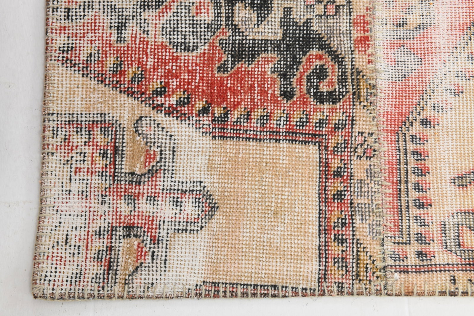 5'8'' x 8'0'' Handmade Vintage Wool Patchwork Rug - 622 - 14