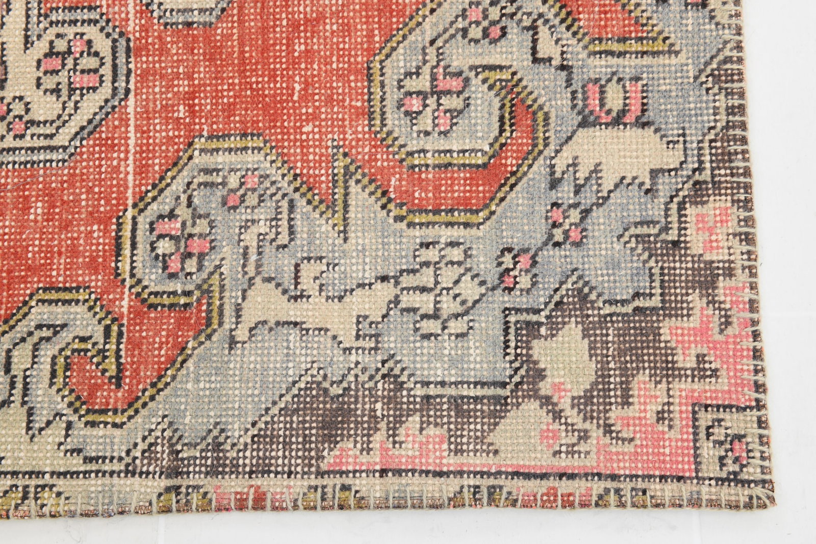 5'8'' x 8'0'' Handmade Vintage Wool Patchwork Rug - 622 - 15