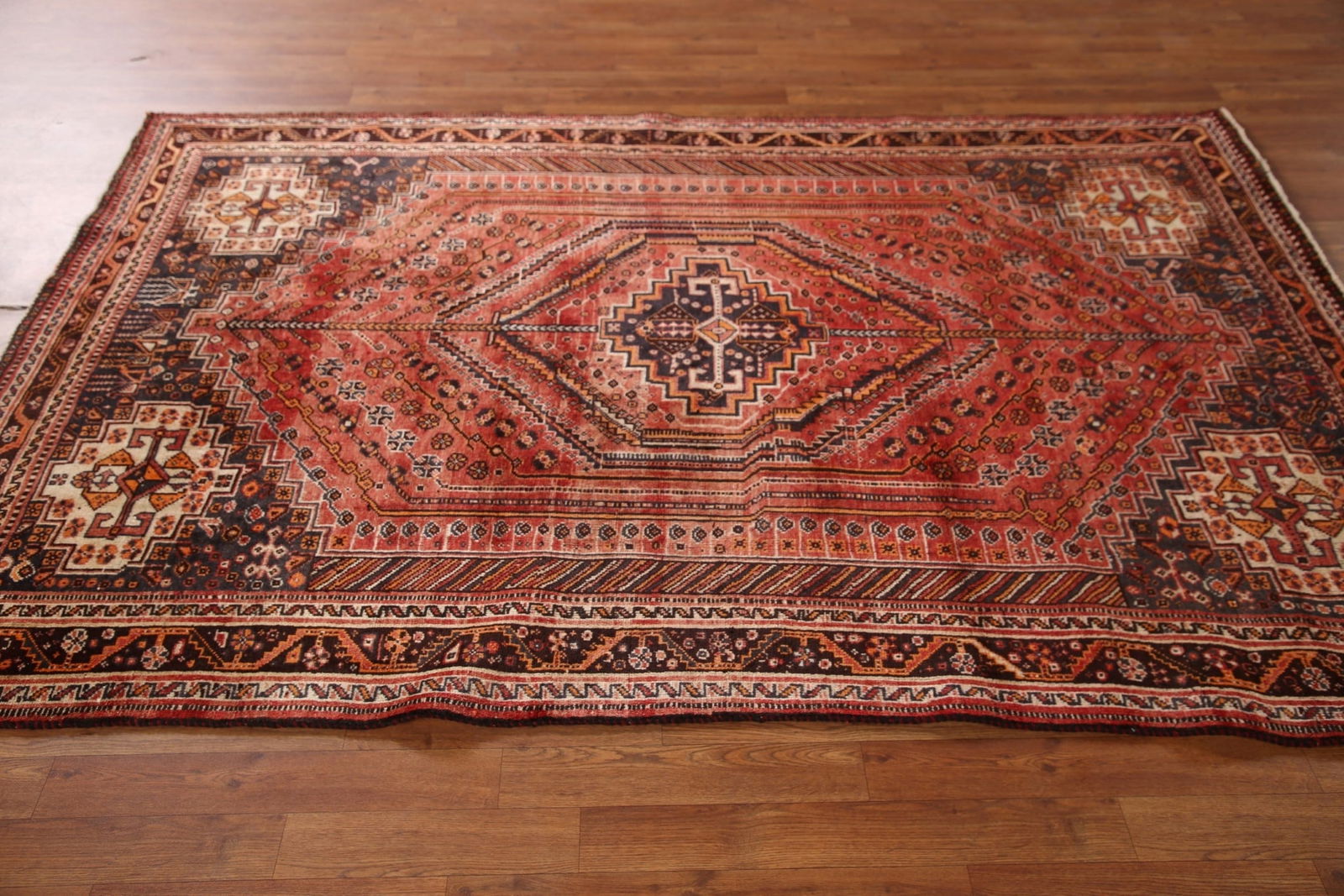 Antique Shiraz Persian Area Rug 5x8 - 14