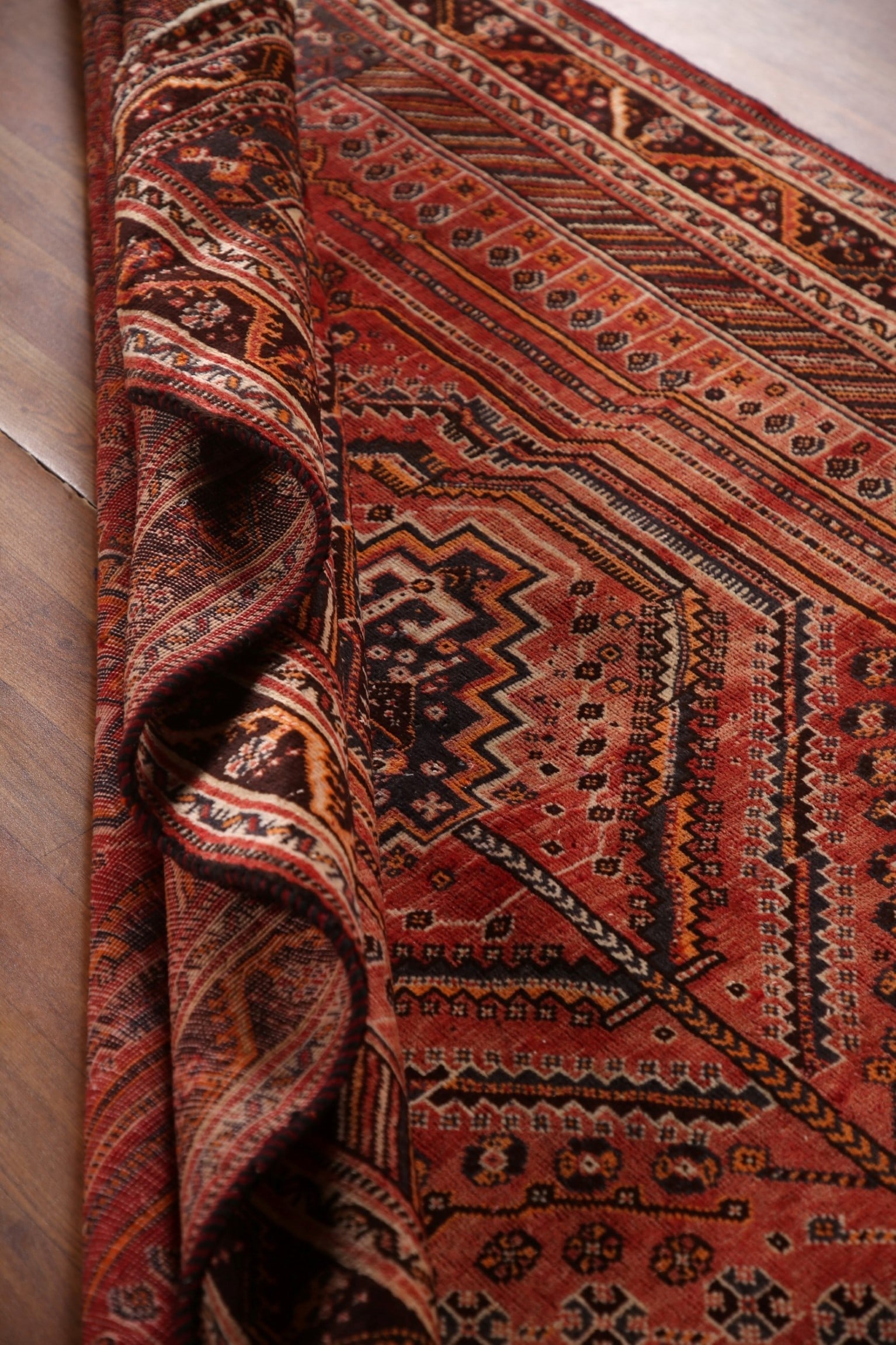 Antique Shiraz Persian Area Rug 5x8 - 17