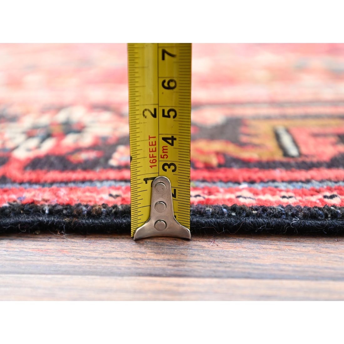 Savvy Red Lustrous Wool Semi Antique Heris Abrash Oriental Rug - 10