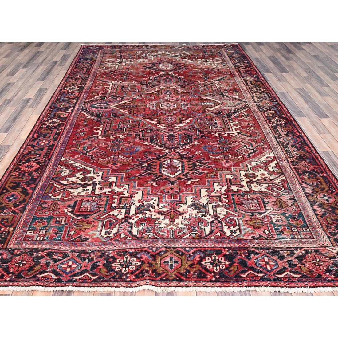 Savvy Red Lustrous Wool Semi Antique Heris Abrash Oriental Rug - 2