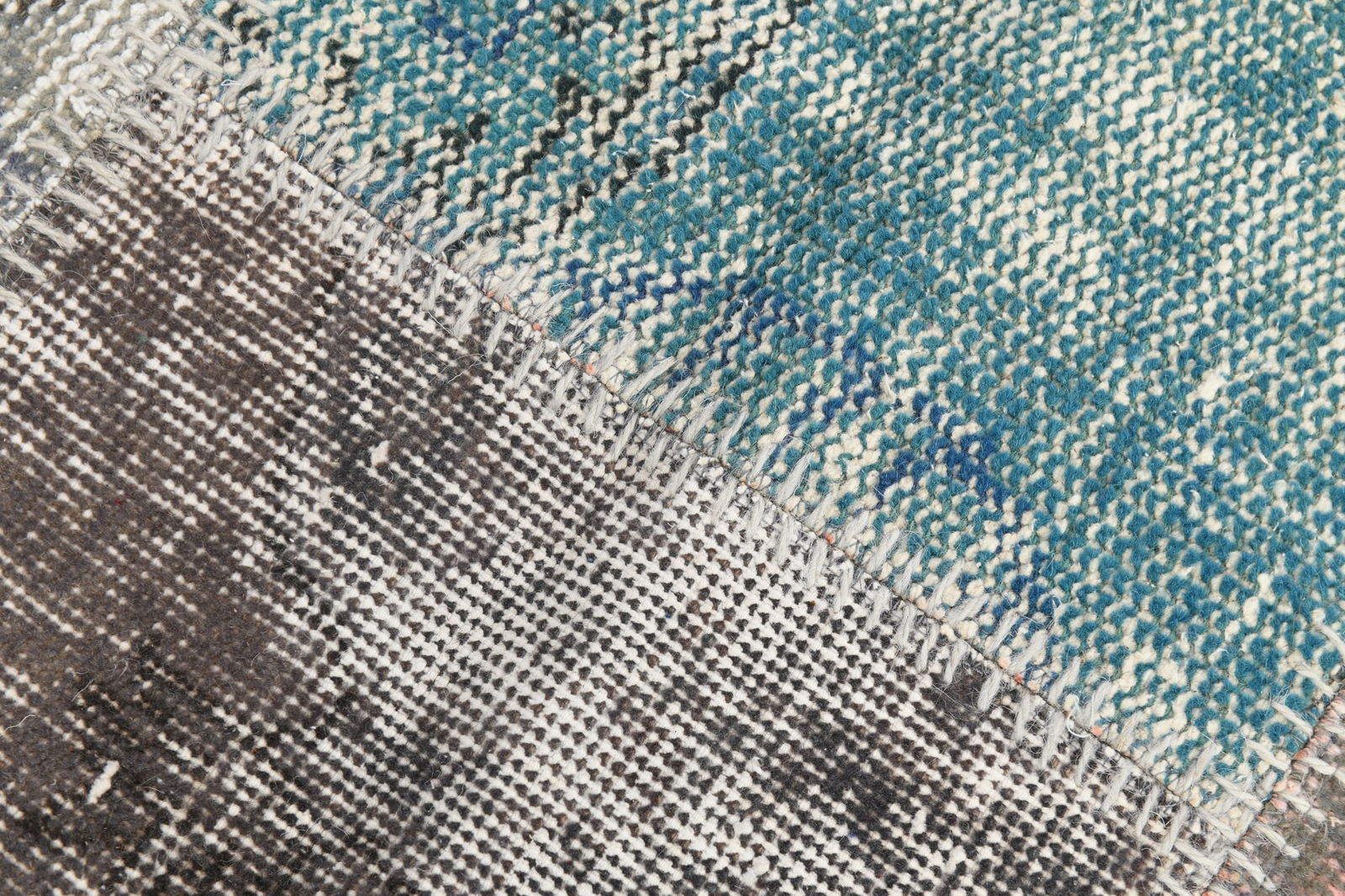 6'10'' x 9'11'' Handmade Vintage Wool Patchwork Rug - 285 - 10