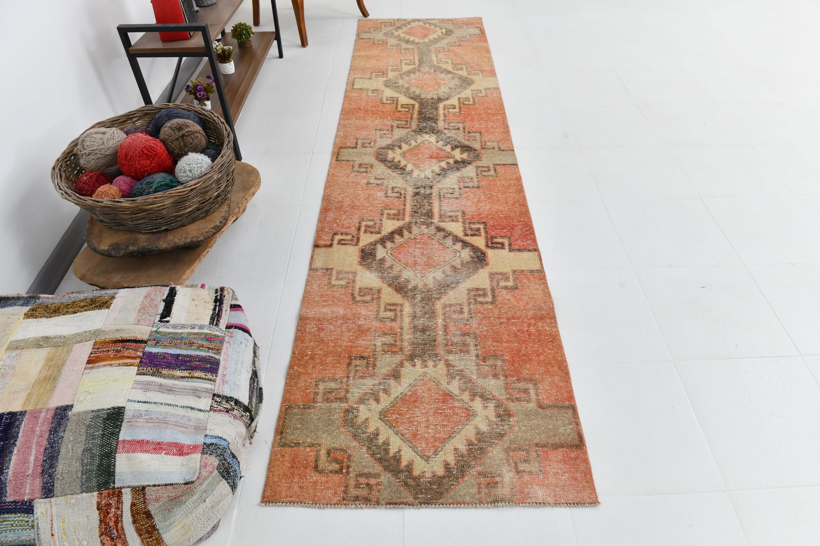 2'8'' x 10'9'' Turkish Vintage Runner Rug - 23253 - 7