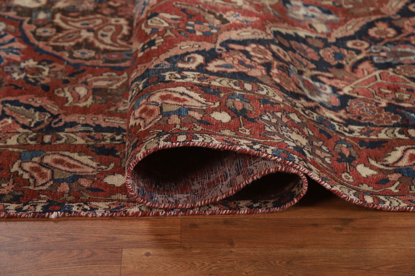 Antique Floral Bakhtiari Persian Area Rug 7x9 - 12