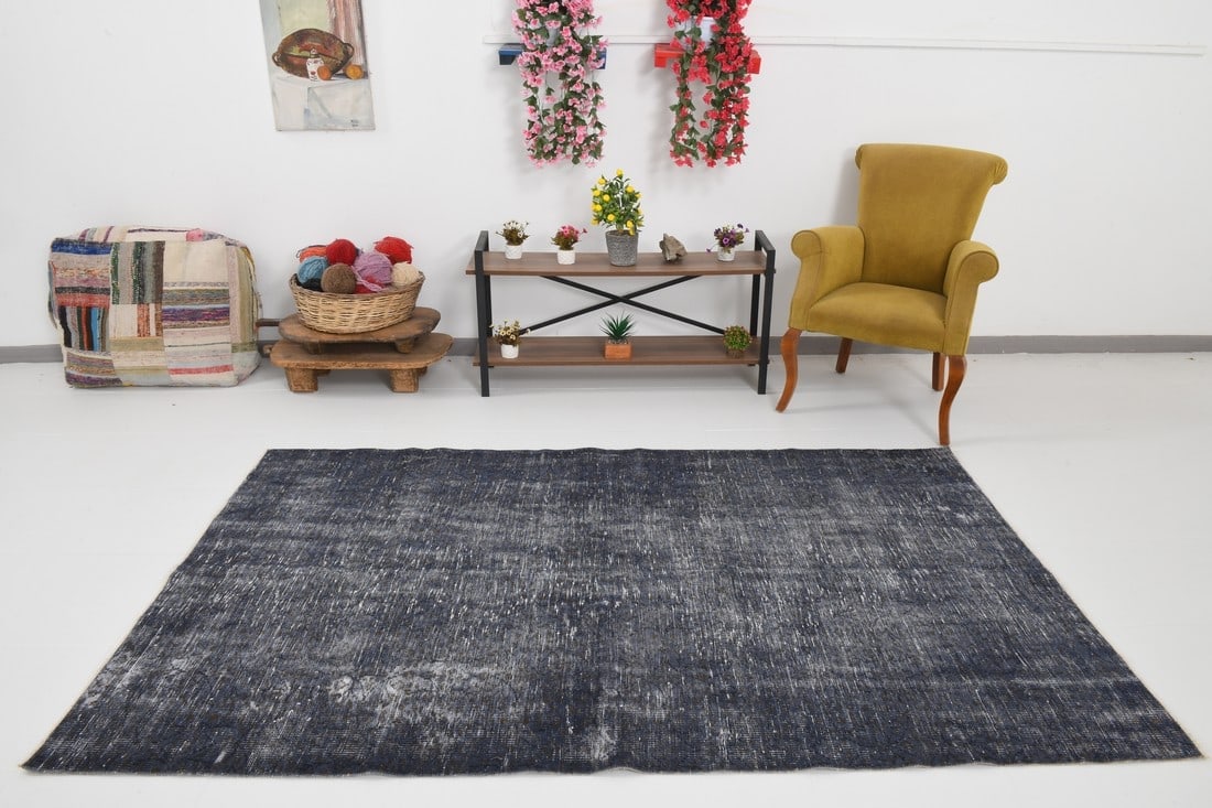 4'10'' x 7'11'' Handmade Vintage Wool Rug - 24778 - 3