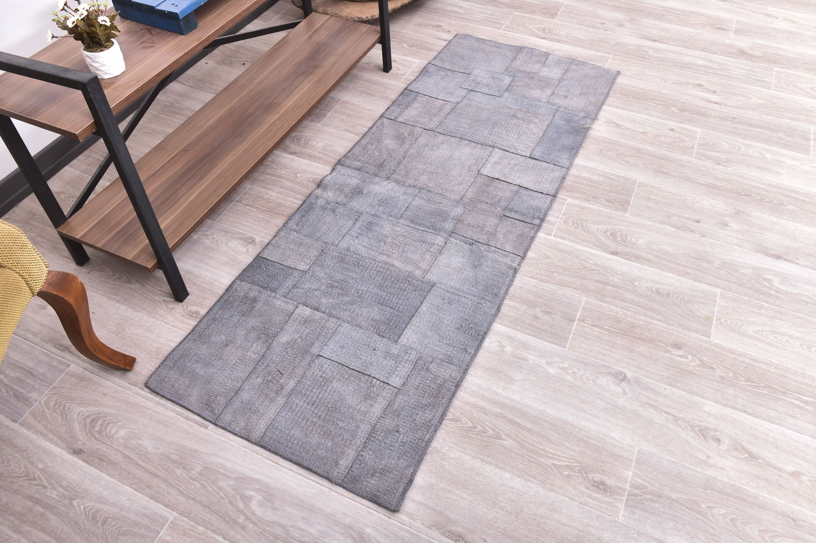 2'1'' x 5'8'' Turkish Vintage Hemp Rug - 240045 - 2