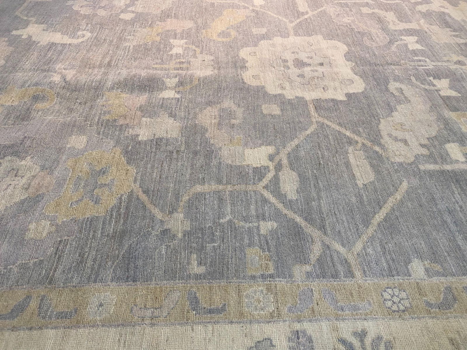 Magnificent Oushak Rug 9.1x12' - 6