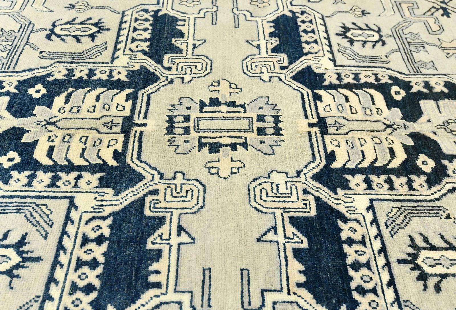 Greige Tribal Geometric 6X9 Heriz Serapi Oriental Rug - 5