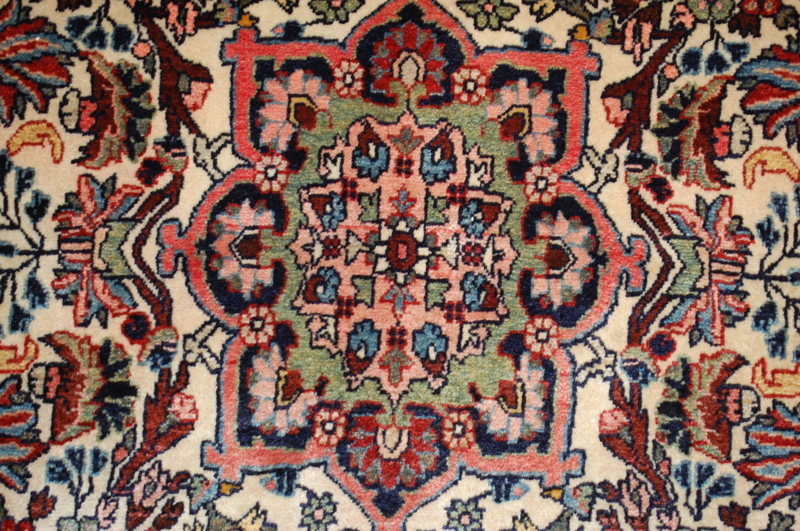 PERSIAN BIJAR 3'5" x 5'2" - 10