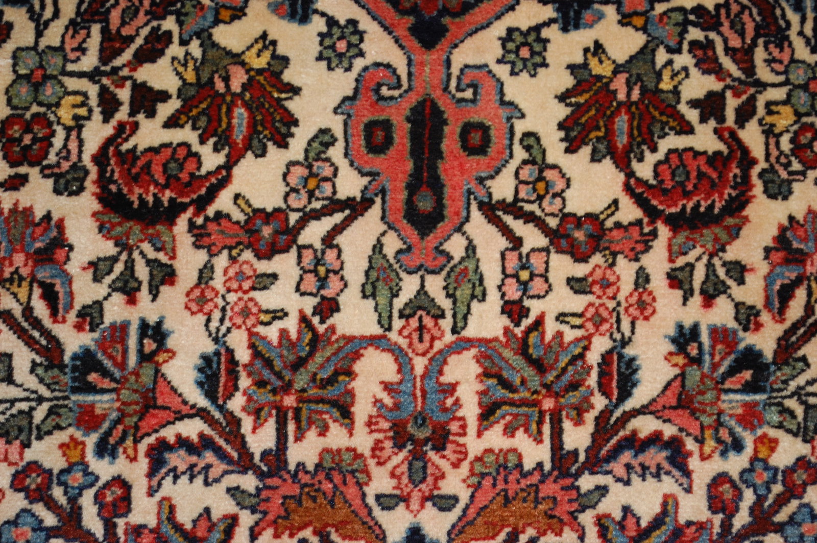 PERSIAN BIJAR 3'5" x 5'2" - 11