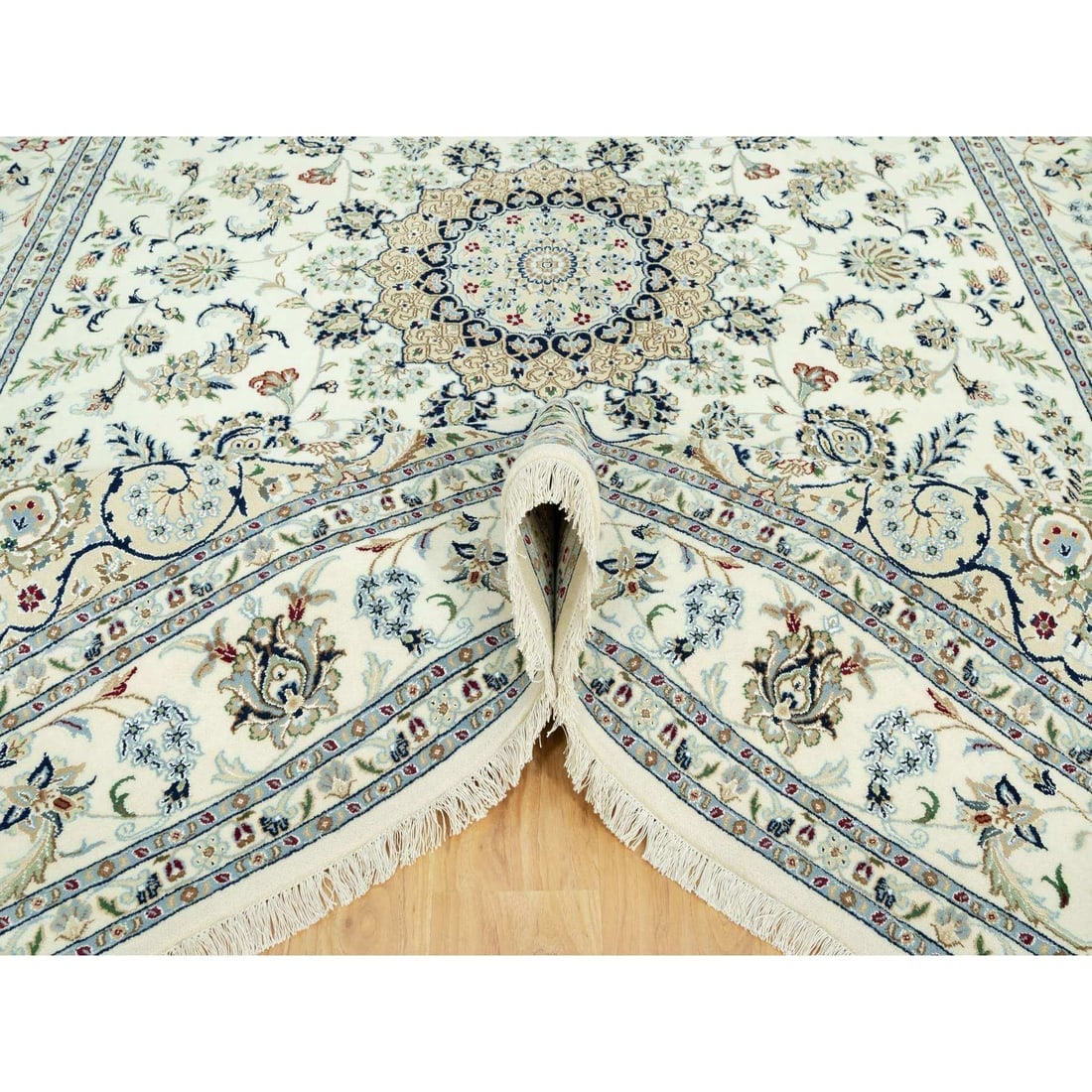 Huron White Hand Knotted Nain Large Medallion Design Wool Oriental Rug - 5