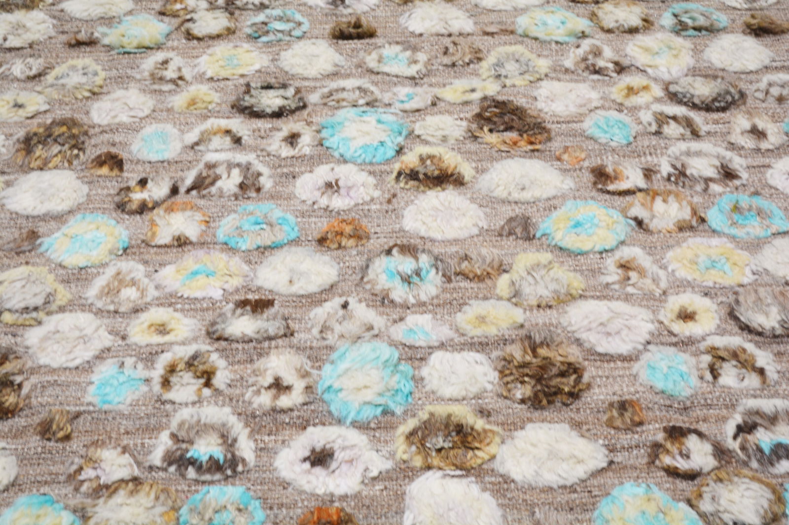 HAND KNOTTED WOOL MOROCCAN RUG - 3