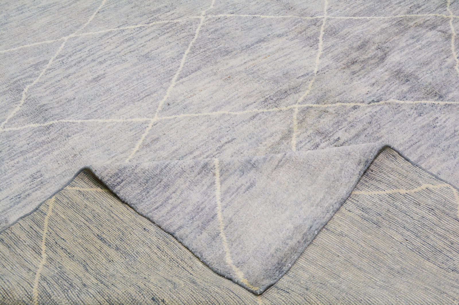 HAND KNOTTED WOOL MOROCCAN RUG - 6