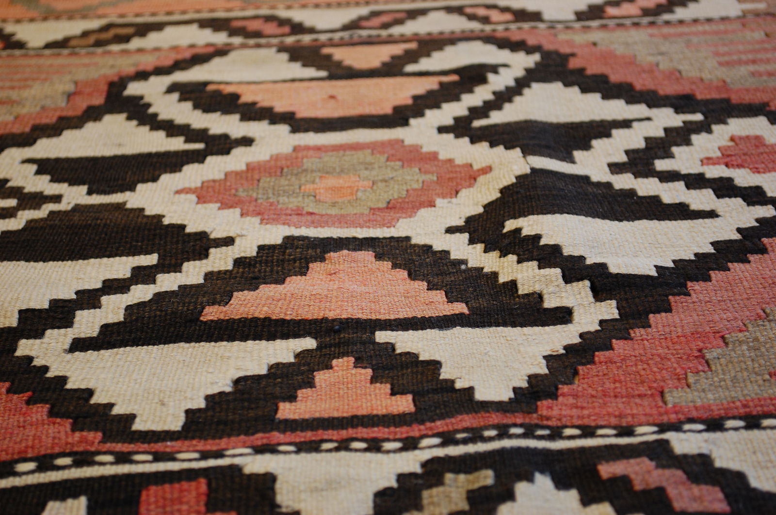 CAUCASIAN PANEL KILIM 2.7x8.10 - 9