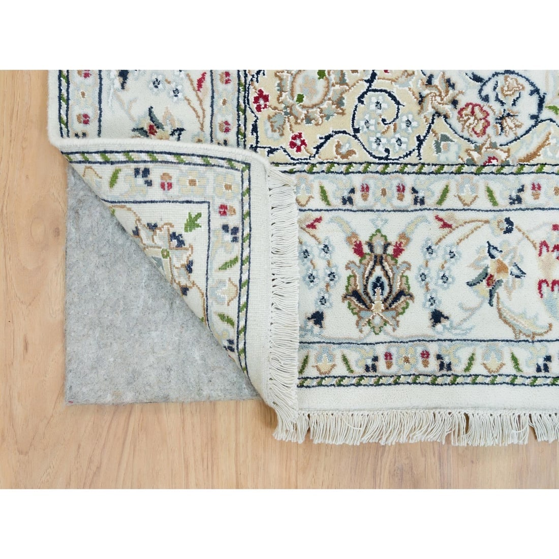 Powder White, Nain Design, 250 KPSI, 100% Wool Hand Knotted Rug - 3