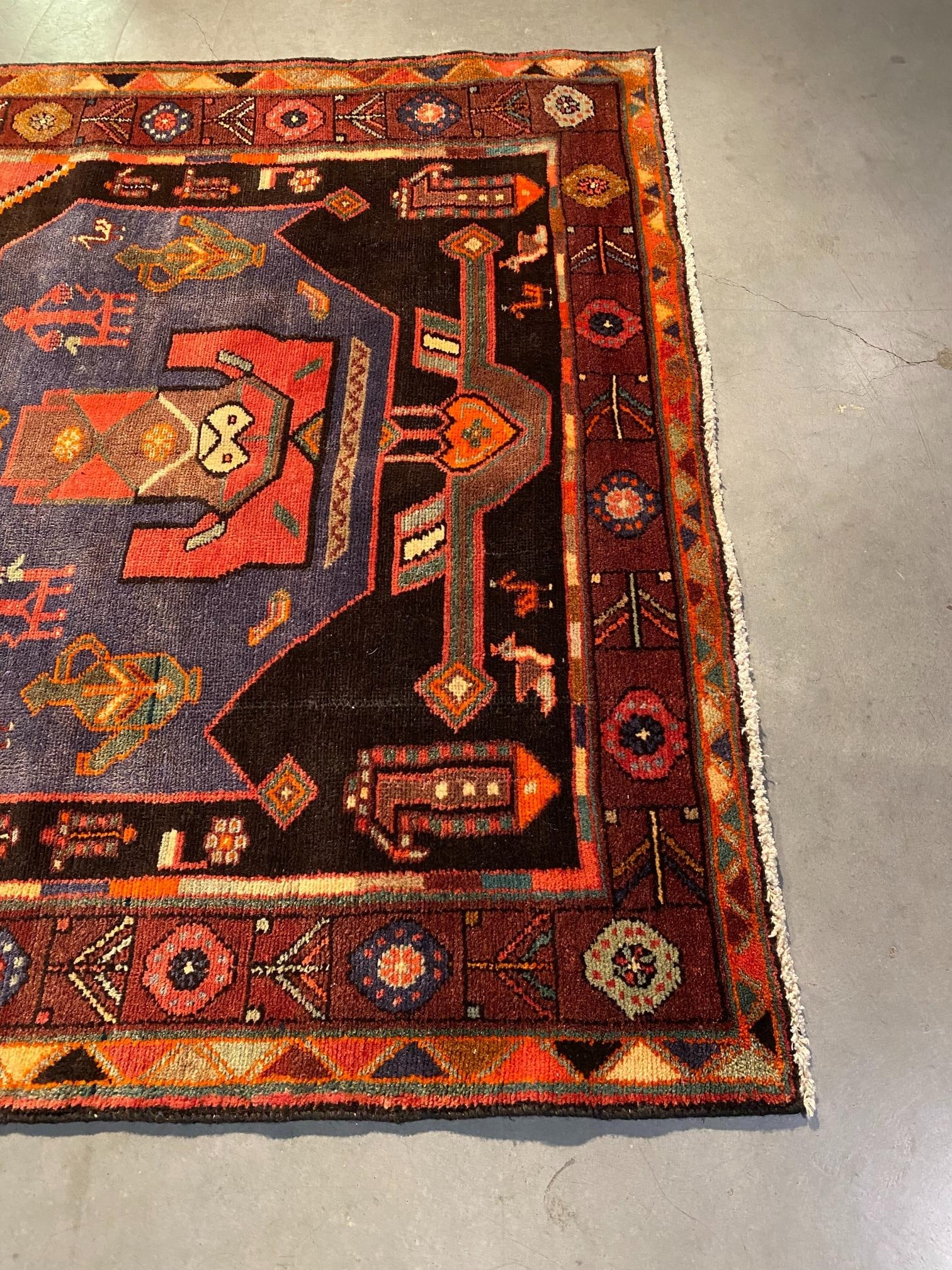 Stunning Persian Rug 4.5x10 - 7