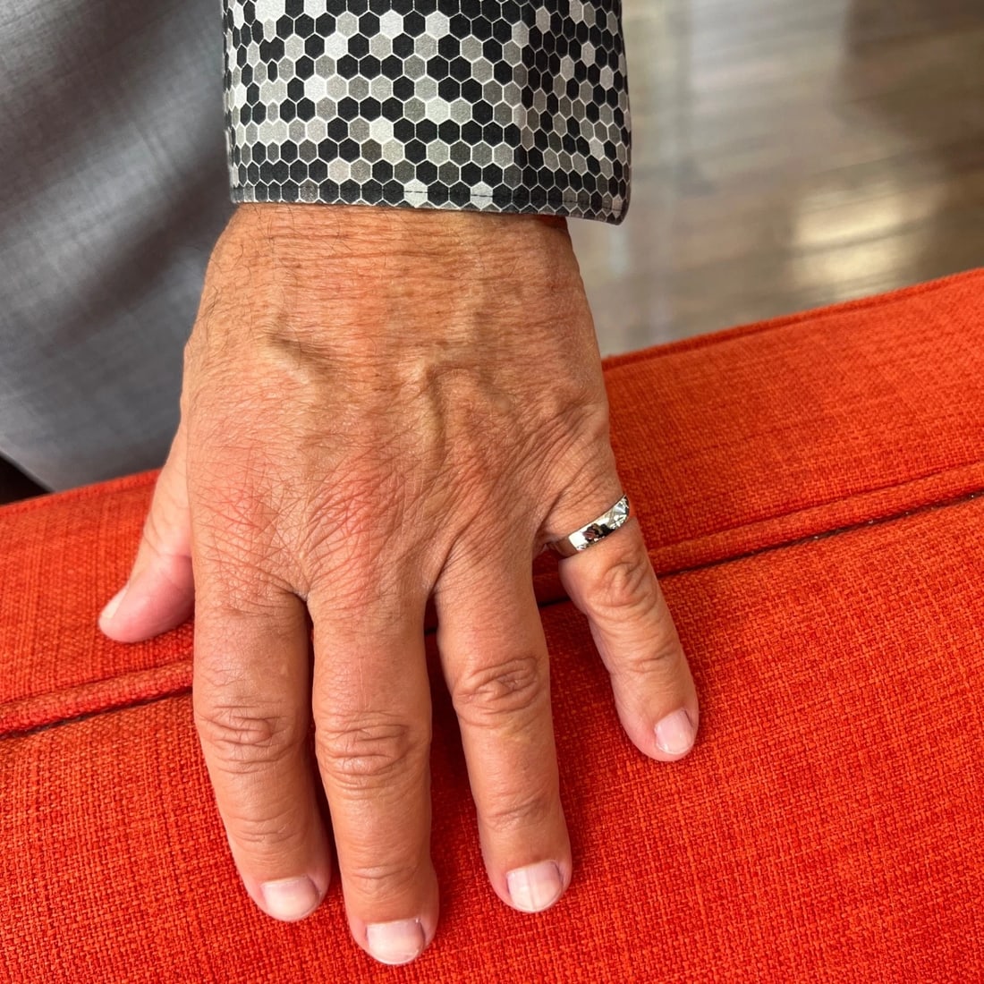 Men's Classic Comfort Fit Wedding Band Ring 14K White Gold, Size 9, 4.5 mm - 4