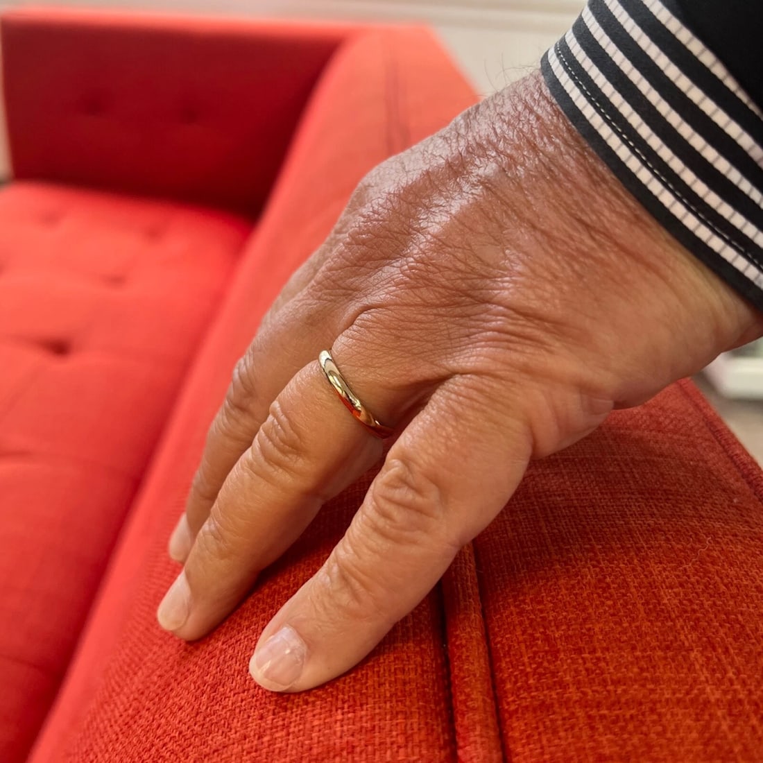 Men's Thin Classic Comfort Fit Wedding Band Ring 14K Yellow Gold, Size 10, 3 mm - 5