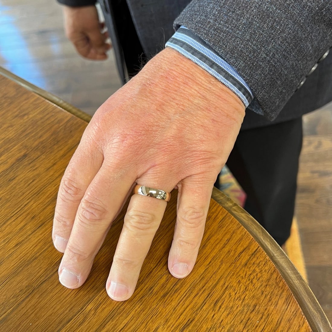 Men's Plain Classic Wedding Band Ring 14K Yellow Gold, Size 10.5, 5.5 mm - 3