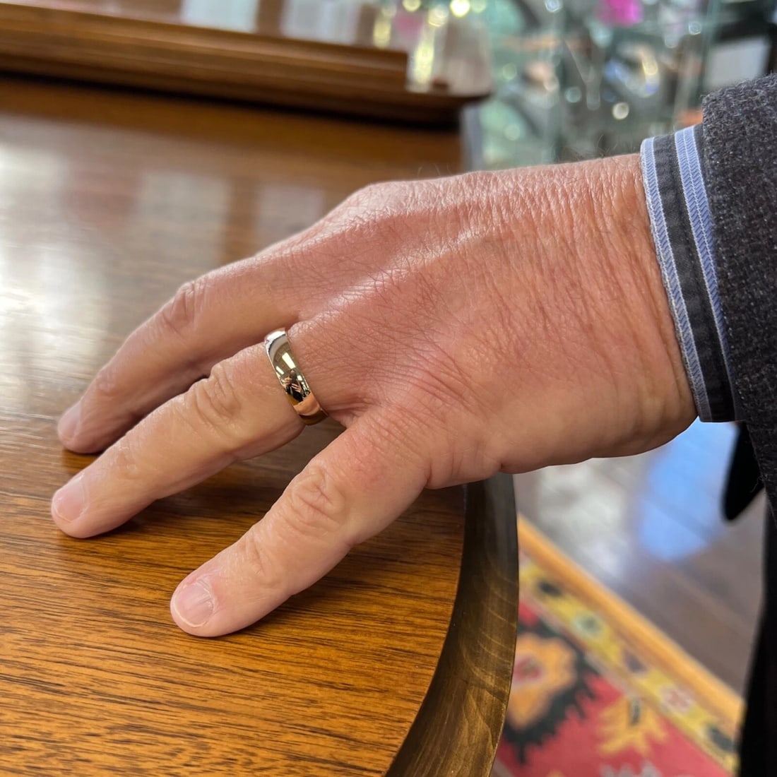 Men's Plain Classic Wedding Band Ring 14K Yellow Gold, Size 10.5, 5.5 mm - 5