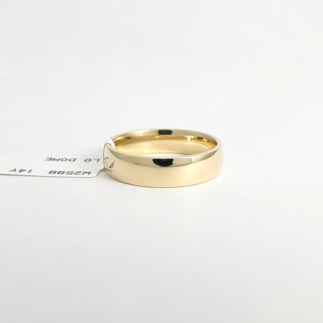 Men's Plain Classic Wedding Band Ring 14K Yellow Gold, Size 8.5, 5 mm - 6