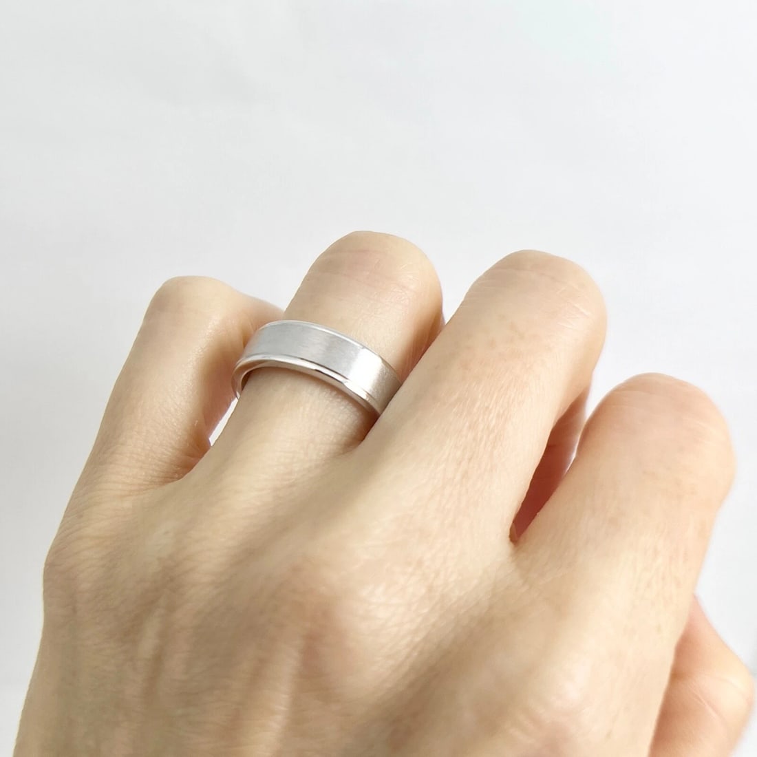 Men's Satin Finish Beveled Edge Wedding Band Ring 14K White Gold, Size 7.5, 6 mm - 3