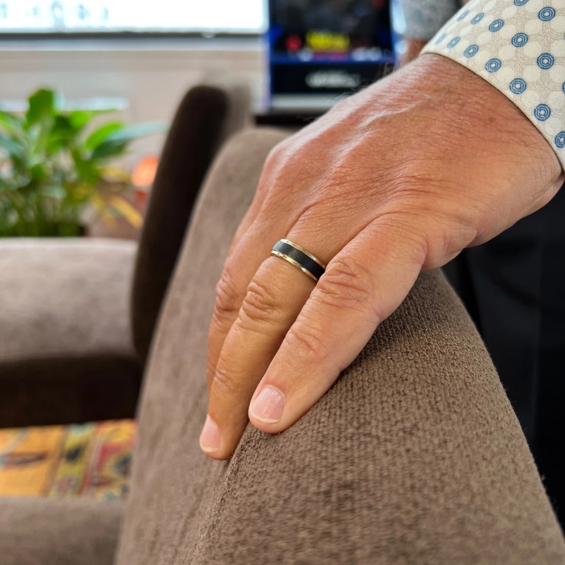 Men's Gold Black Crystalline Wedding Band Ring Tungsten Carbide, Size 10, 6 mm - 6