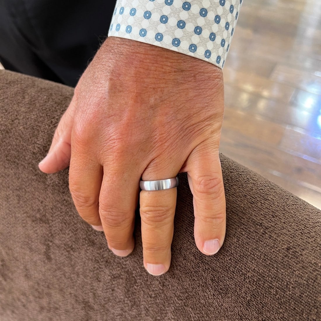 Men's Silver Satin Finish Wedding Band Ring Tungsten Carbide, Size 10, 6 mm - 4