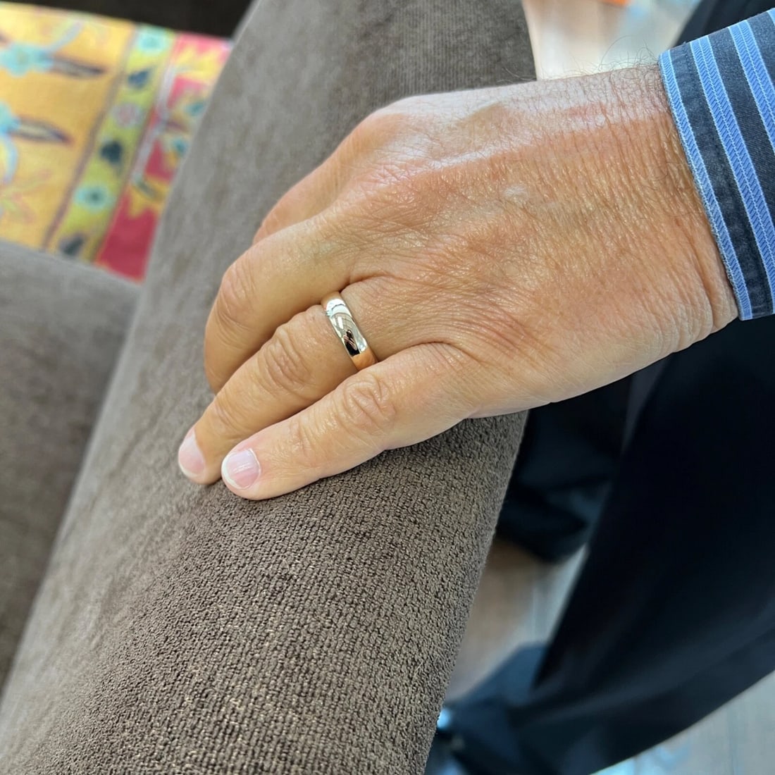 Men's Classic Wedding Band Ring 14K Yellow Gold, Size 11.5, 5.5 mm - 5