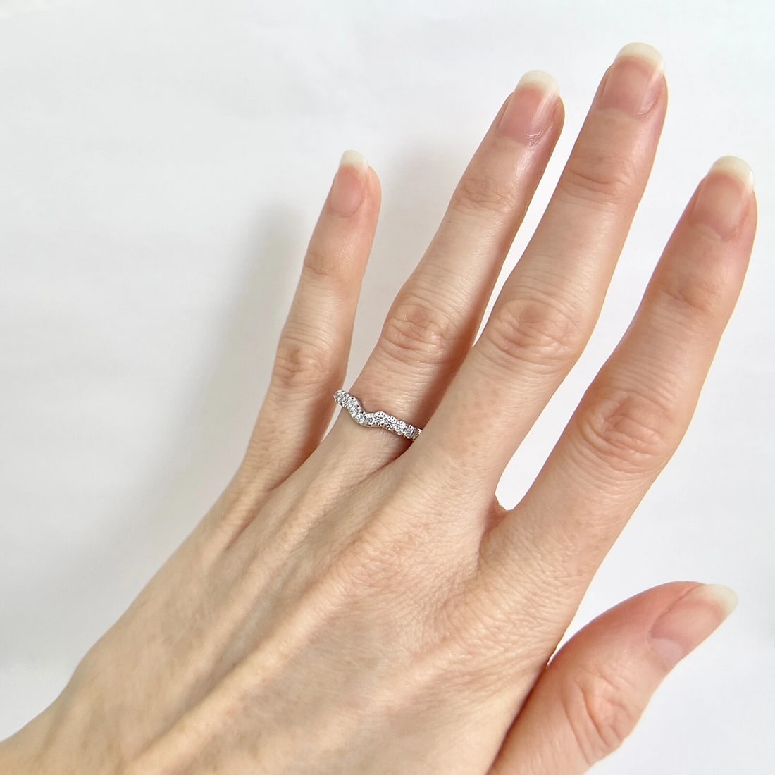 Neil Lane Curved Diamond Wedding Band Ring 14K White Gold, .36 CTW - 4