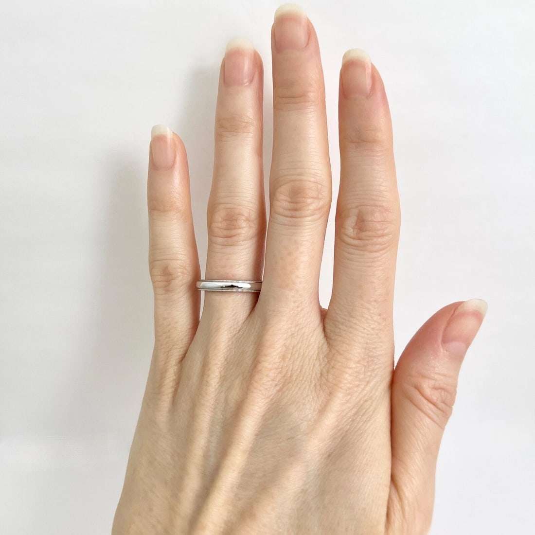 Milgrain Edge Platinum Wedding Band Ring, Size 6, 3 mm - 4