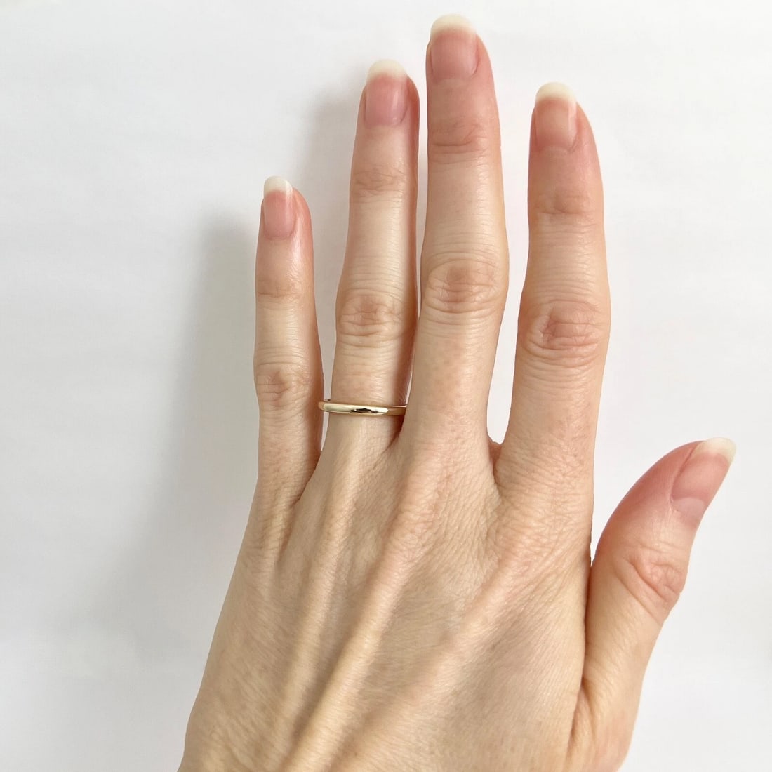 Thin Plain Classic Wedding Band Ring 14K Yellow Gold, Size 6, 2 mm - 4