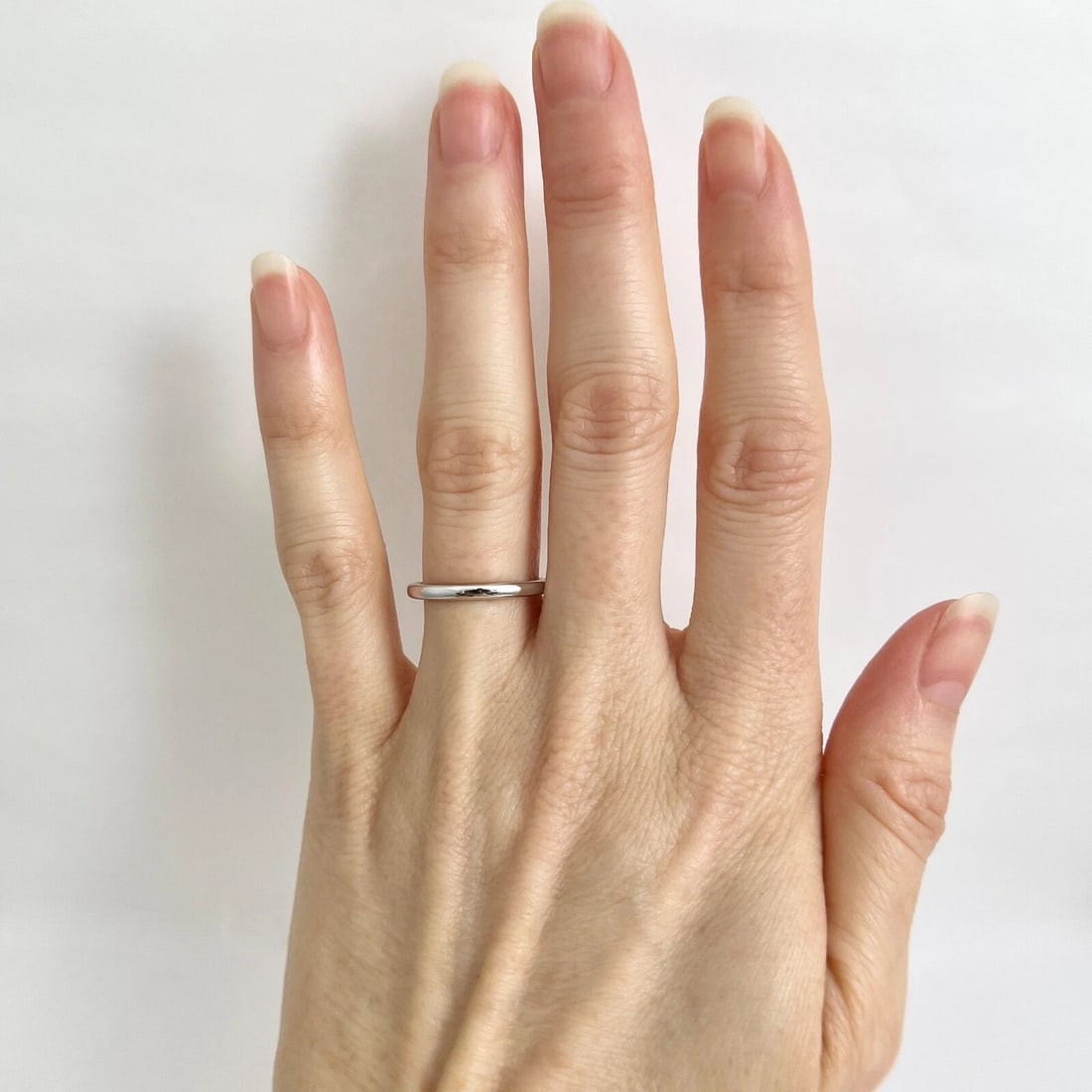 Thin Plain Classic Wedding Band Ring 14K White Gold, Size 6, 2 mm - 5