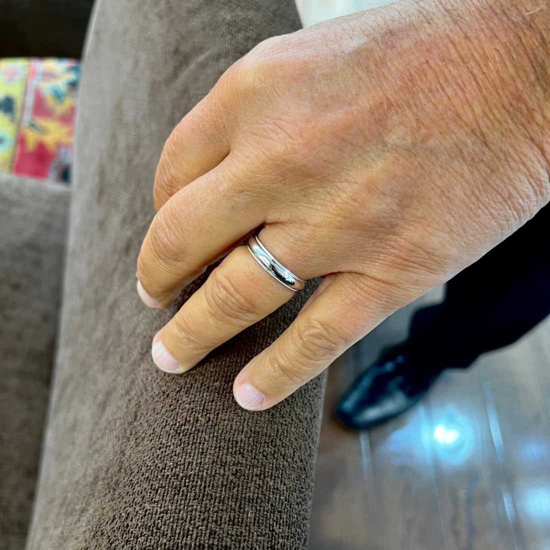 Men's Milgrain Edge Platinum Wedding Band Ring, Size 10.25, 4.5 mm - 3