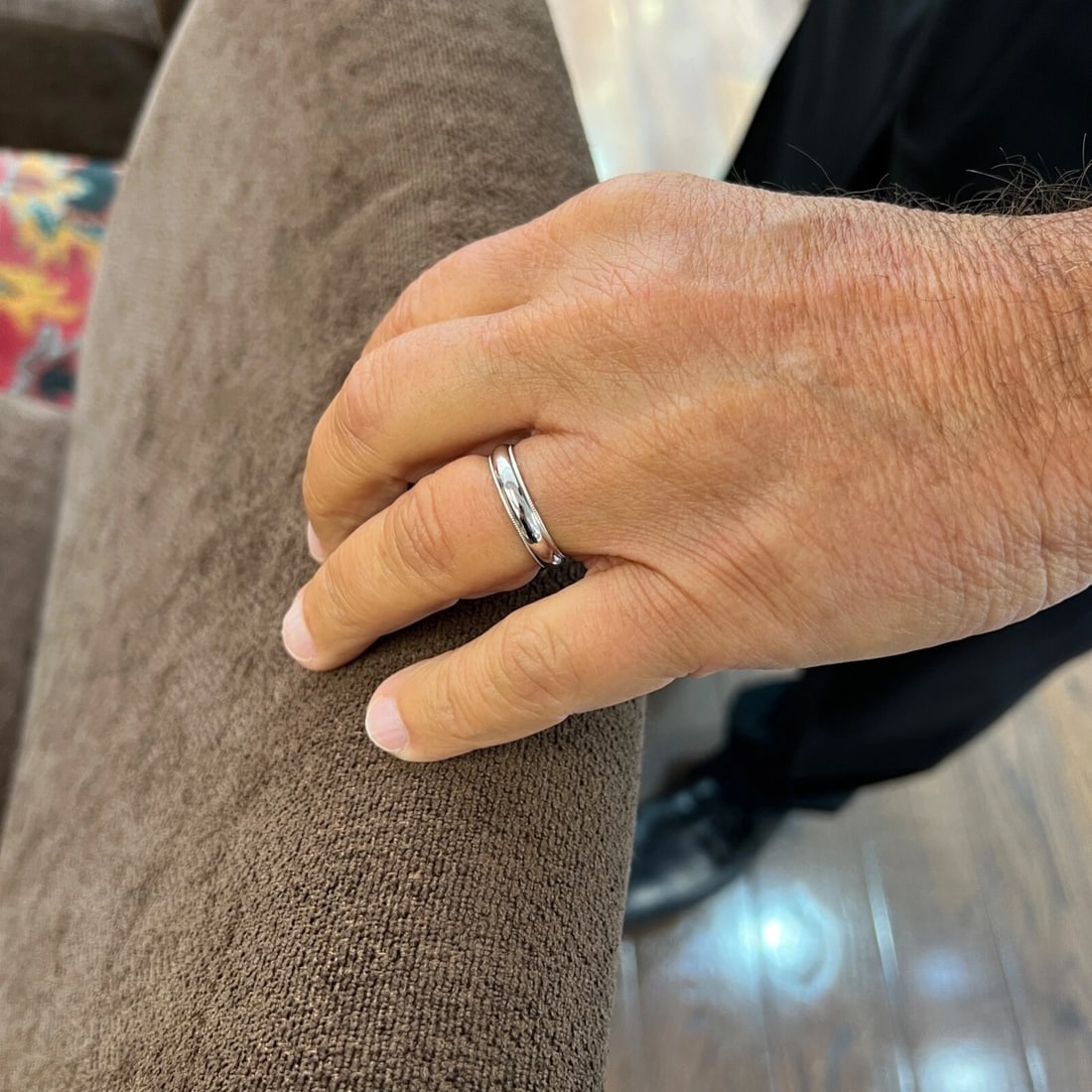 Men's Milgrain Edge Platinum Wedding Band Ring, Size 10.25, 4.5 mm - 4