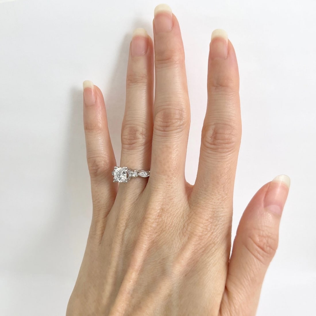 Fishtail Round Diamond Milgrain Engagement Ring Platinum, 1.11 CTW - 4