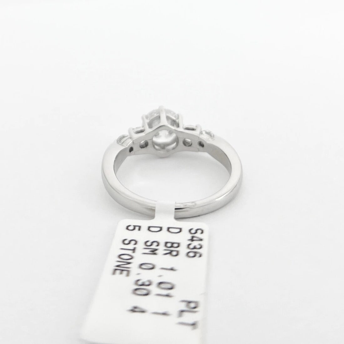 6-Prong Round Diamond Engagement Ring Platinum, 1.31 CTW, 4.85 Gr - 10