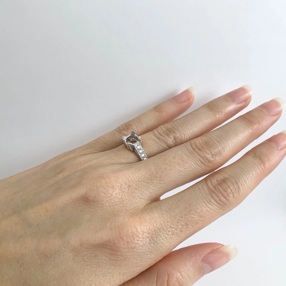 Pave Diamond Textured Engagement Ring Setting Mounting Platinum .25 CTW, 5.45 Gr - 7