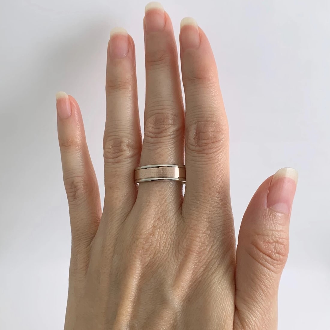 Men's Two-Tone Wedding Band Ring 14K Pink Rose White Gold, Size 9.25, 8.55 Grams - 4