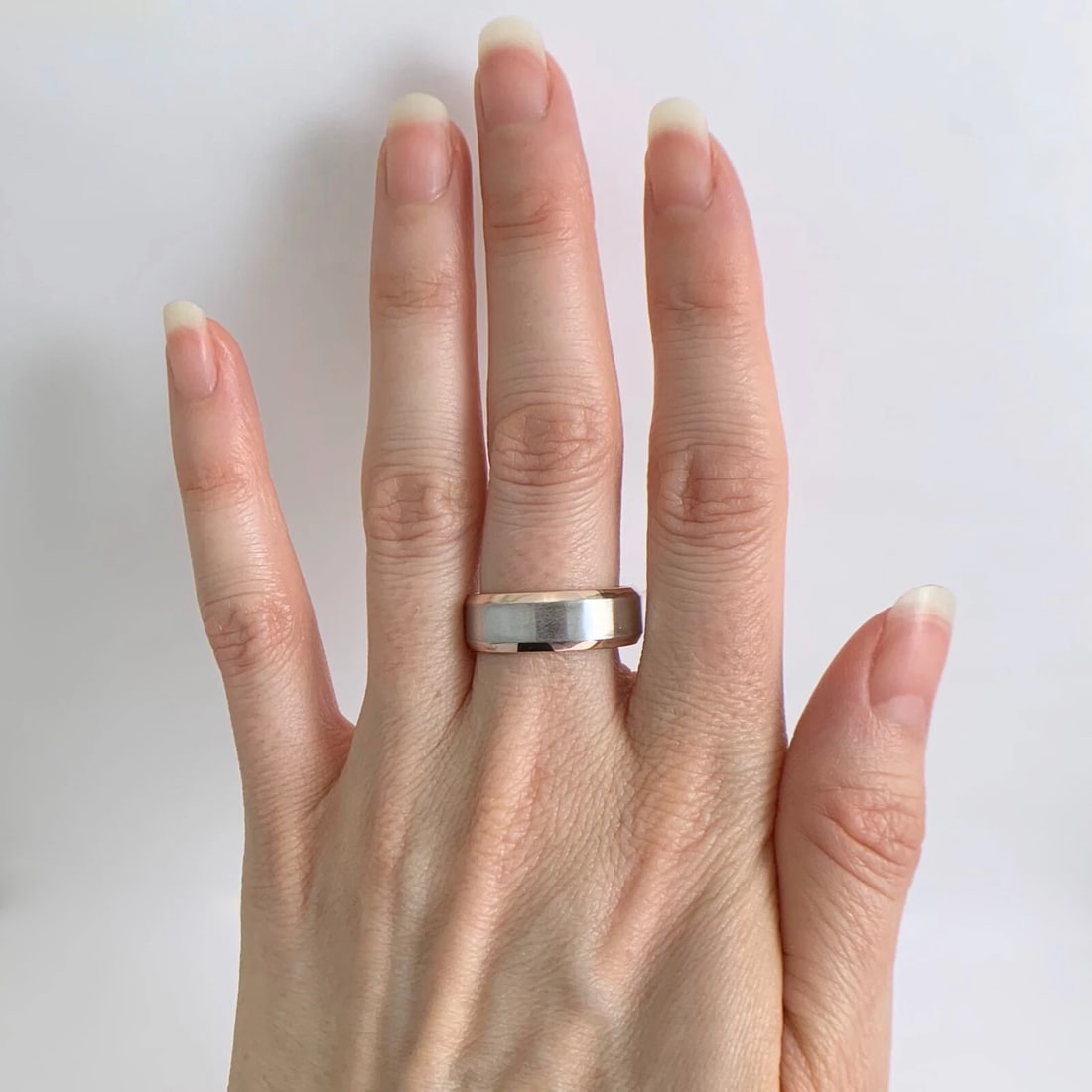 Men's Two-Tone Wedding Band Ring 14K Pink Rose White Gold, Size 8.5, 9.13 Gr - 4