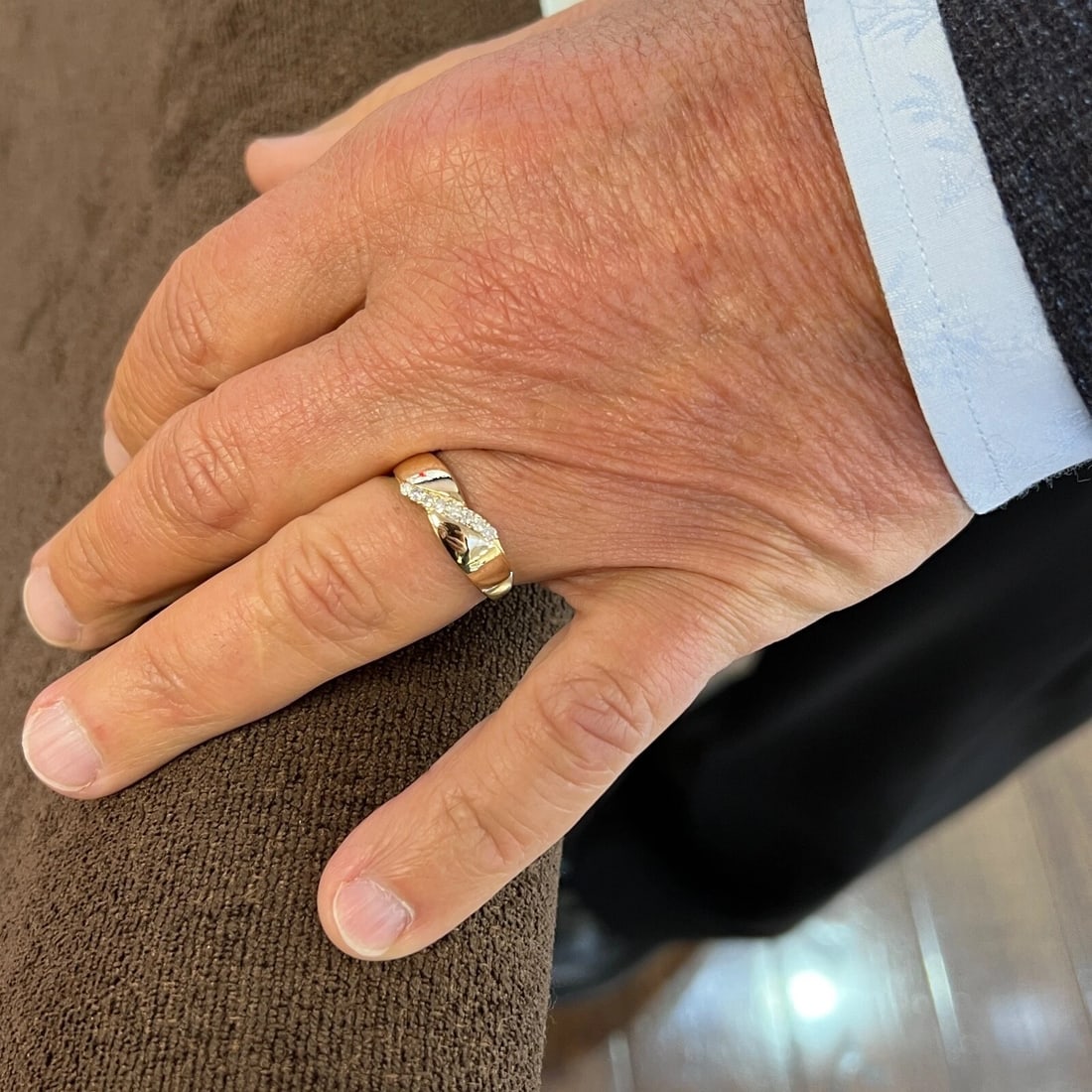 Men's Diagonal Slant Diamond Band Ring 14K Yellow Gold, .20 CT, 4.54 Gram - 3